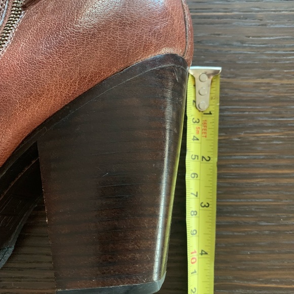 Frye Patty Gore Bootie Size 8 excellent shape - Picture 9 of 9